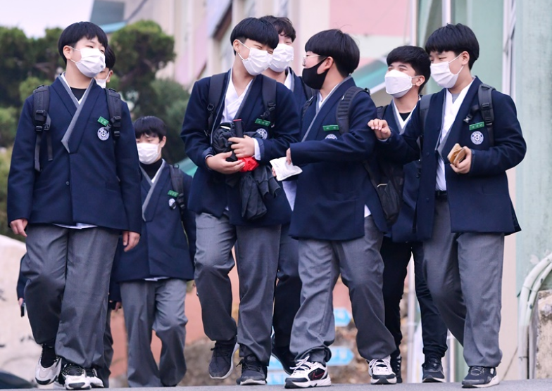 Quasi aut quos dolores facere quas autem est.